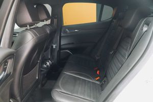 Alfa Romeo Stelvio 2.2 Diésel 154kW (210CV) Executive Q4  - Foto 19