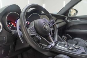 Alfa Romeo Stelvio 2.2 Diésel 154kW (210CV) Executive Q4  - Foto 12