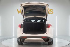 Alfa Romeo Stelvio 2.2 Diésel 154kW (210CV) Executive Q4  - Foto 9