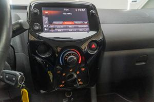 Peugeot 108 Active VTi 52kW (72CV) - Foto 12