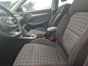 MG ZS 1.0T Luxury Auto  - Foto 4