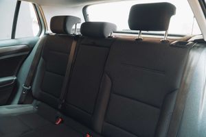 Volkswagen Golf e-Golf ePower 100 kW (136CV) - Foto 18