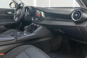 Alfa Romeo Giulia 2.0 Gasolina 147kW (200CV) Giulia AT - Foto 23