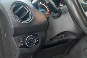 Ford Transit Courier    74kw  - Foto 13