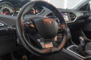 Peugeot 308 5p Style 1.2 PureTech 110 S&S - Foto 14