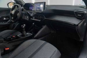 Peugeot 2008 Allure Gasolina 100 S&S 6 Vel. MAN - Foto 21