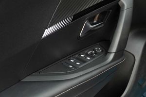 Peugeot 2008 Allure Gasolina 100 S&S 6 Vel. MAN - Foto 18