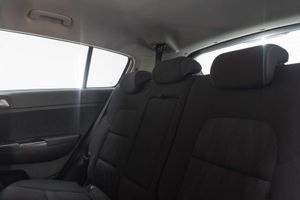 Kia Sportage 1.6 CRDi 100kW (136CV) Business DCT 4x2  - Foto 19