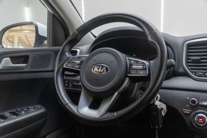 Kia Sportage 1.6 MHEV Business 100kW (136CV) 4x2  - Foto 21