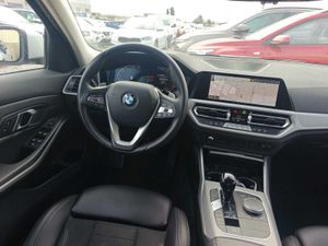 BMW Serie 3 320d Auto. - Foto 5