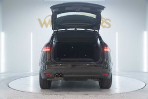 Jaguar F-Pace 2.0L i4D 132kW Pure Auto  - Foto 9