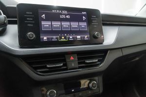 Skoda Kamiq 1.0 TSI 81kW (110CV) DSG Ambition  - Foto 12
