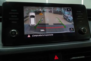 Skoda Kamiq 1.0 TSI 81kW (110CV) DSG Ambition  - Foto 13