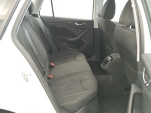 Skoda Kamiq 1.0 TSI 81kW (110CV) DSG Ambition  - Foto 5