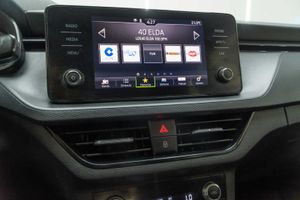 Skoda Kamiq 1.0 TSI 81kW (110CV) DSG Ambition  - Foto 14