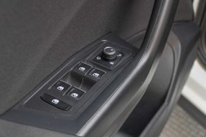 Volkswagen T-Roc Advance 1.0 TSI 81kW (110CV)  - Foto 15