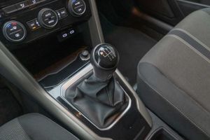 Volkswagen T-Roc Advance 1.0 TSI 81kW (110CV)  - Foto 14