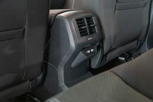 Volkswagen T-Roc Advance 1.0 TSI 81kW (110CV)  - Foto 20