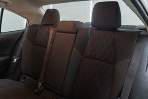 Toyota Corolla  sedán 1.5 active - Foto 22