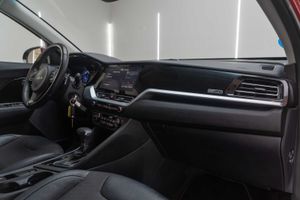 Kia Niro 1.6 GDi HEV 104kW (141CV) Drive  - Foto 23