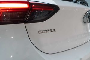 Opel Corsa 1.2T XHT 96kW (130CV) GS-Line Auto - Foto 12