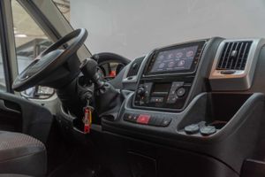 Peugeot Boxer  435 l4 h2 bhdi 121kw (165cv) s&s 6  - Foto 16