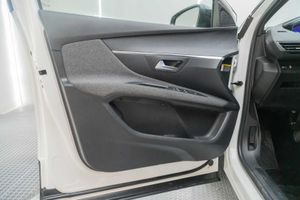 Peugeot 3008 1.5 BlueHDi 96kW Active Pack EAT8  - Foto 15