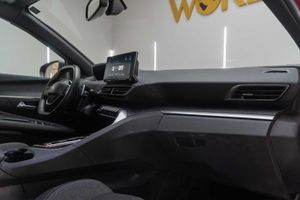Peugeot 3008 1.5 BlueHDi 96kW Active Pack EAT8  - Foto 22