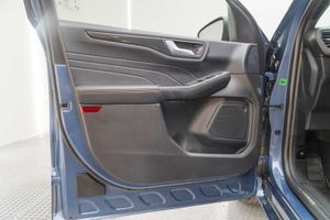 Ford Kuga ST-Line 2.5 Duratec FHEV 140kW Auto  - Foto 17