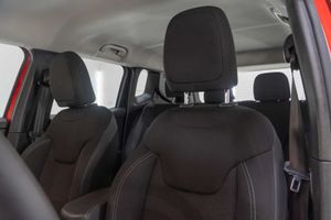 Jeep Renegade eHybrid 1.5 96kW(130CV) Longitude ATX  - Foto 17