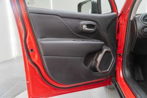 Jeep Renegade eHybrid 1.5 96kW(130CV) Longitude ATX  - Foto 16