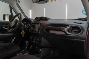 Jeep Renegade eHybrid 1.5 96kW(130CV) Longitude ATX  - Foto 21