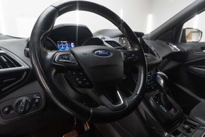 Ford Kuga 2.0 TDCi 110kW 4x4 A-S-S ST-Line - Foto 23