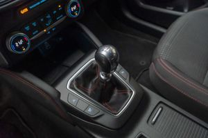 Ford Kuga ST-Line 1.5T EcoBoost 110kW (150CV)  - Foto 13