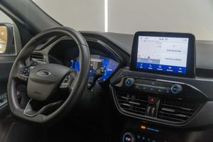 Ford Kuga ST-Line 1.5T EcoBoost 110kW (150CV)  - Foto 19