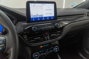 Ford Kuga ST-Line 1.5T EcoBoost 110kW (150CV)  - Foto 12