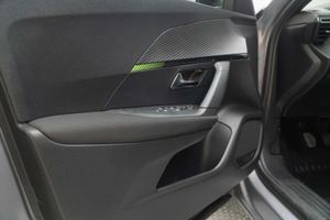 Peugeot 2008 Active Puretech 100 S&S 6 Vel. MAN - Foto 20
