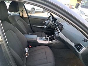 BMW Serie 3 318d Auto.  - Foto 6