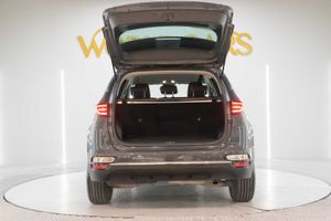 Kia Sportage 1.6 MHEV Drive 100kW (136CV) 4x2  - Foto 9