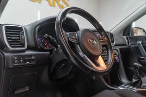 Kia Sportage 1.6 MHEV Drive 100kW (136CV) 4x2  - Foto 10