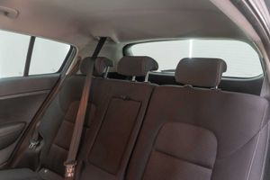 Kia Sportage 1.6 MHEV Drive 100kW (136CV) 4x2  - Foto 17