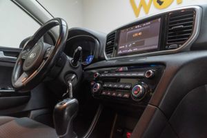 Kia Sportage 1.6 MHEV Drive 100kW (136CV) 4x2  - Foto 21