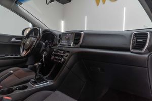 Kia Sportage 1.6 MHEV Drive 100kW (136CV) 4x2  - Foto 22
