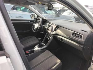 Volkswagen T-Roc Advance 1.0 TSI 81kW (110CV)  - Foto 4