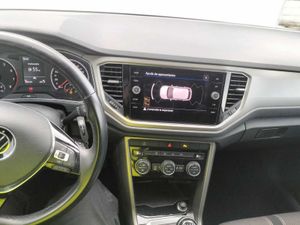 Volkswagen T-Roc Advance 1.0 TSI 81kW (110CV)  - Foto 6