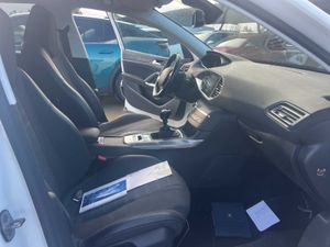 Peugeot 308 5P Allure Pack Puretech 130 S&S MAN - Foto 4