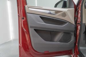 Volkswagen Multivan 2.0 TDI 110kW (150CV) DSG B.Corta  - Foto 17