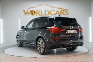 BMW X3 xDrive20d - Foto 8