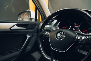 Volkswagen Tiguan Advance 2.0 TDI 110kW (150CV) DSG - Foto 12