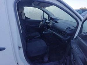 Peugeot Partner pro standard 600kg bluehdi 73kw (ac)  - Foto 4